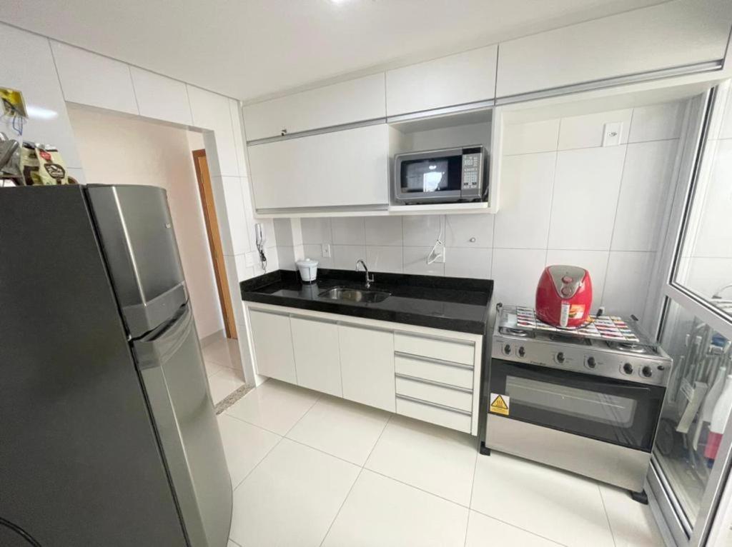Apartamento Edificio Paris Apartment Guarapari Bagian luar foto